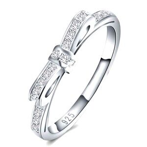 925 sterling Silver elegant Bow Ring with moissanite diamonds NWT